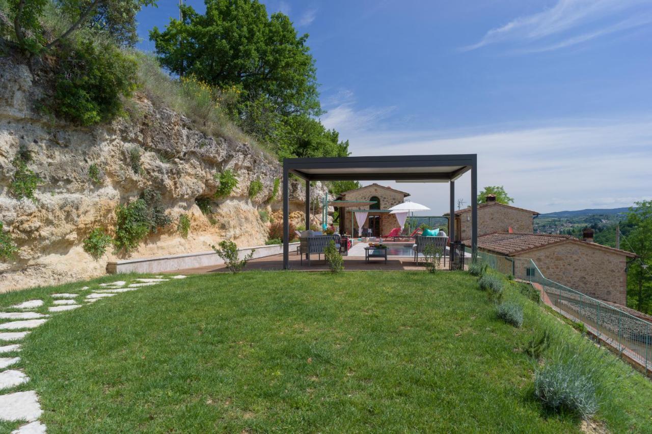 Villa La Coccola Поджібонсі Екстер'єр фото