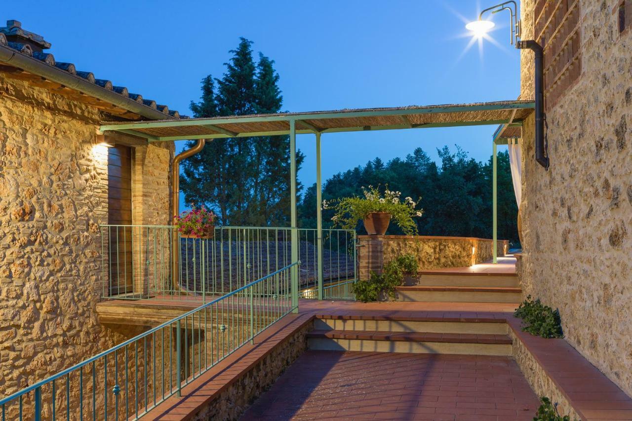 Villa La Coccola Поджібонсі Екстер'єр фото